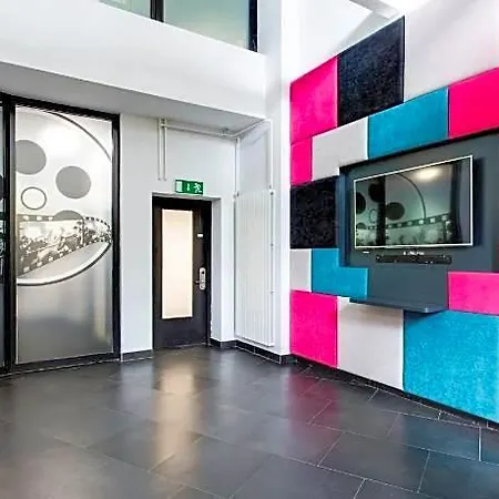 Broadstone Hall - Student Hotell 3*